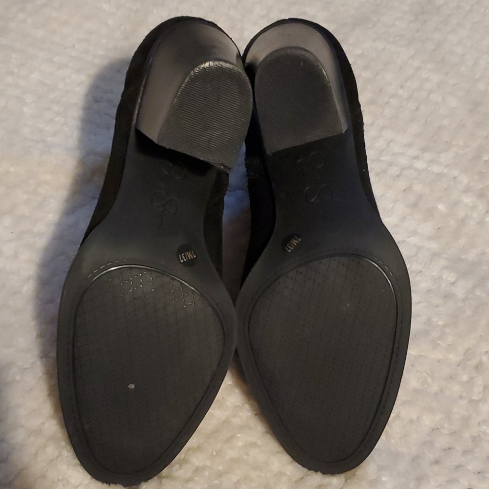 Booties - Picture 5 of 7